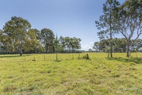Property photo of 650 Beachmere Road Beachmere QLD 4510