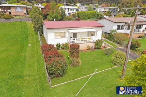 Property photo of 4 Buckley Crescent Oberon NSW 2787