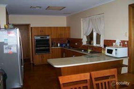 Property photo of 18 Hakea Street Mount Gambier SA 5290