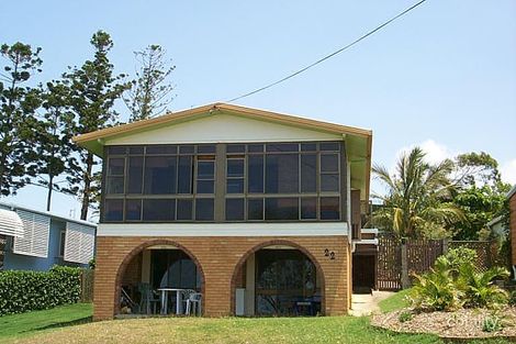 Property photo of 22 Ocean Parade Cooee Bay QLD 4703