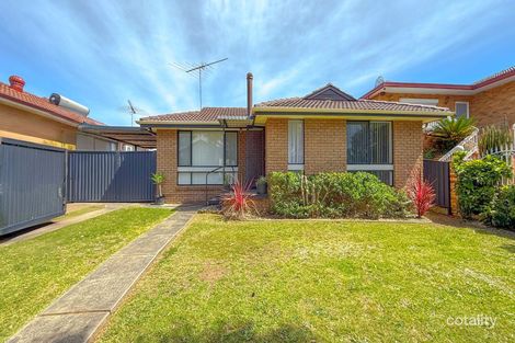 Property photo of 4 Canterbury Road St Johns Park NSW 2176