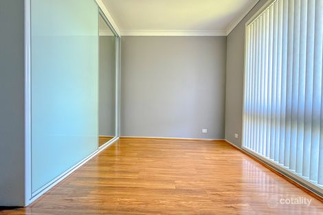 Property photo of 4 Canterbury Road St Johns Park NSW 2176