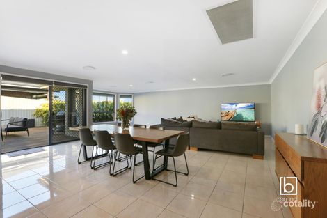 Property photo of 10 Wallum Crescent Woongarrah NSW 2259