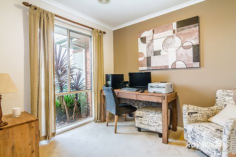 Property photo of 23 Gatehouse Parade Cranbourne East VIC 3977