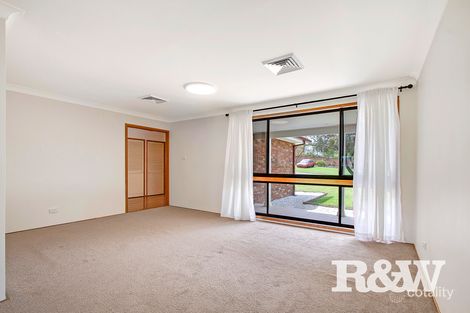Property photo of 5 Dobell Circuit St Clair NSW 2759