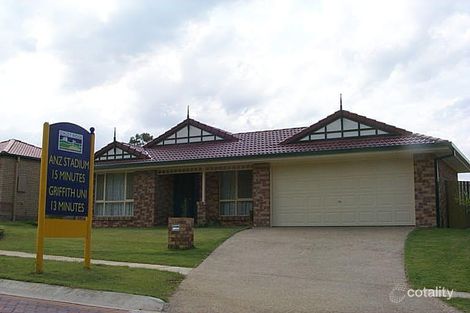 69 Oakmont Ave, Oxley, QLD 4075