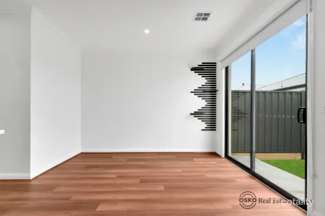 Property photo of 4 Camus Road Beveridge VIC 3753