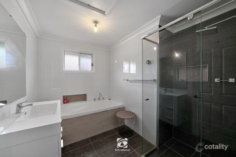 Property photo of 5 Smith Place Mount Annan NSW 2567