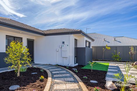 Property photo of 4 Leader Pass Ellenbrook WA 6069