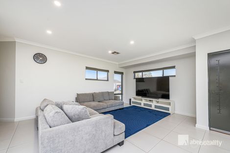 Property photo of 4 Leader Pass Ellenbrook WA 6069