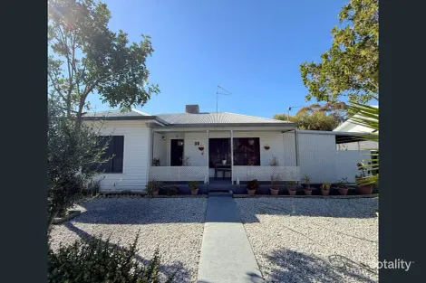 30 Oak St, Moree, NSW 2400