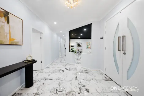Property photo of 1 Bremner Close Altona Meadows VIC 3028