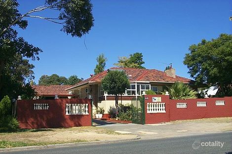 44 Kitchener Rd, Melville, WA 6156