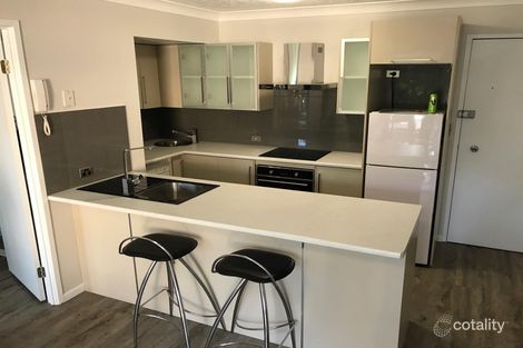 Property photo of 1/27 Chester Terrace Southport QLD 4215