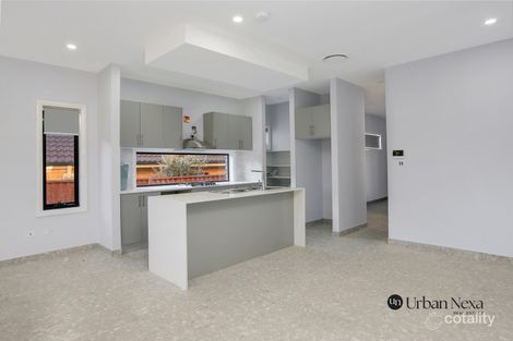 Property photo of 10 Narva Place Seven Hills NSW 2147