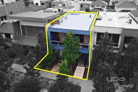 Property photo of 21 Coppin Lane Caroline Springs VIC 3023