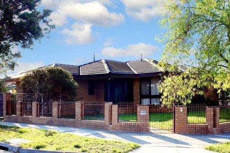 Property photo of 8 Kiama Drive Lalor VIC 3075