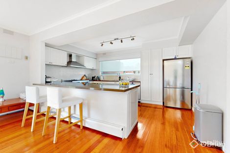 Property photo of 7 Roundhay Court Berwick VIC 3806