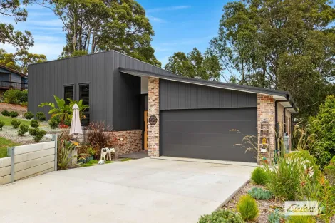 17 Tallwood Cres, Rosedale, NSW 2536