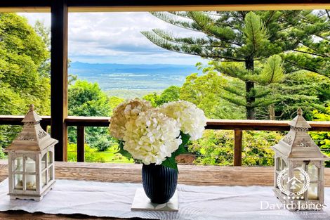 Property photo of 246-248 Macdonnell Road Tamborine Mountain QLD 4272