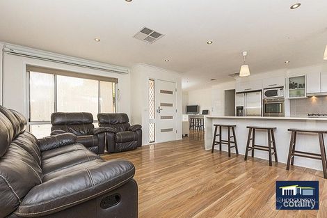 Property photo of 4 Hollis Place Gordon ACT 2906