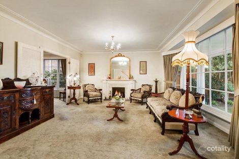 Property photo of 8 Walnut Road Balwyn North VIC 3104
