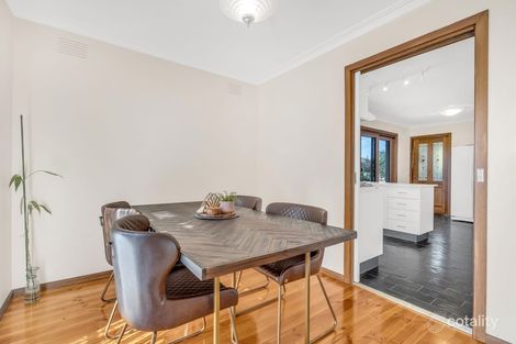 Property photo of 8 Durham Close Craigieburn VIC 3064