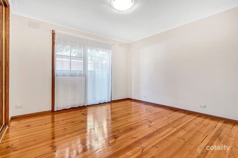 Property photo of 8 Durham Close Craigieburn VIC 3064