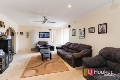 Property photo of 22 Mary Street Hampton Park VIC 3976
