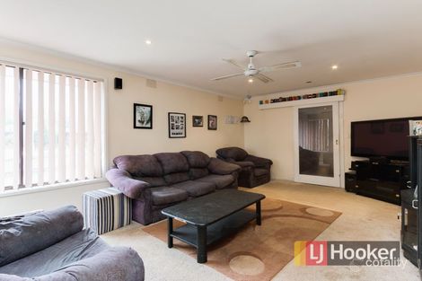 Property photo of 22 Mary Street Hampton Park VIC 3976
