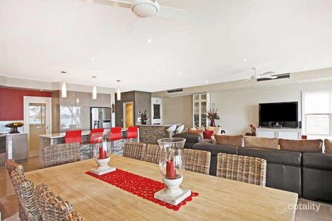Property photo of 201 Dandaraga Road Mirrabooka NSW 2264