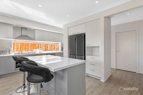 Property photo of 16 Swainson Close Tarneit VIC 3029