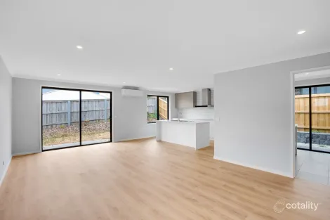Property photo of 12 Eleni Avenue Kingston TAS 7050