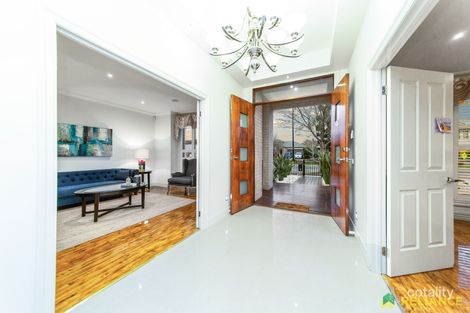 Property photo of 30 Hummingbird Boulevard Tarneit VIC 3029