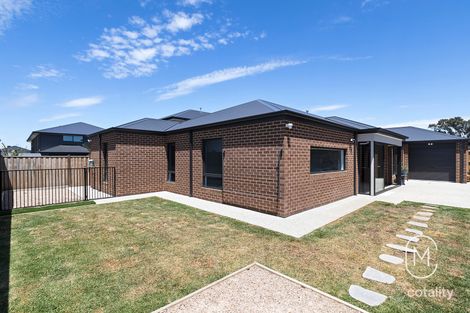 Property photo of 6 Highfield Avenue Wollert VIC 3750