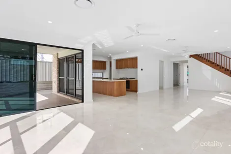 Property photo of 4 Evergreen Place Upper Coomera QLD 4209