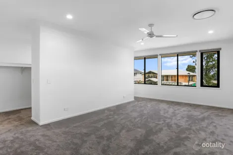 Property photo of 4 Evergreen Place Upper Coomera QLD 4209