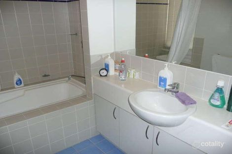 Property photo of 21/118 Mounts Bay Road Perth WA 6000