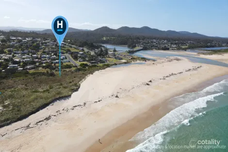 Property photo of 1 Dune Street Scamander TAS 7215