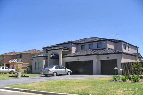 Property photo of 77 Hawkesbury Esplanade Sylvania Waters NSW 2224