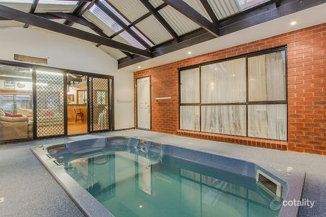 Property photo of 8 Landscape Drive Hillside VIC 3037