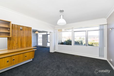 Property photo of 103 Stornaway Road Queanbeyan NSW 2620