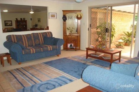 Property photo of 18 Hawk Place Sinnamon Park QLD 4073