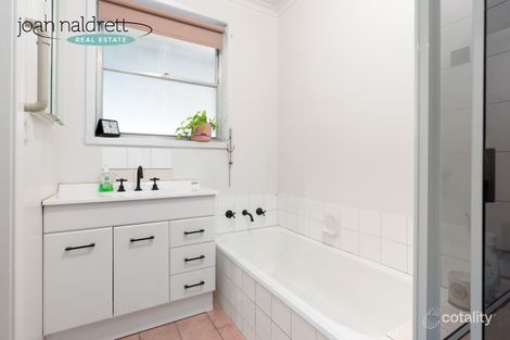 Property photo of 2A Warsaw Crescent Wodonga VIC 3690