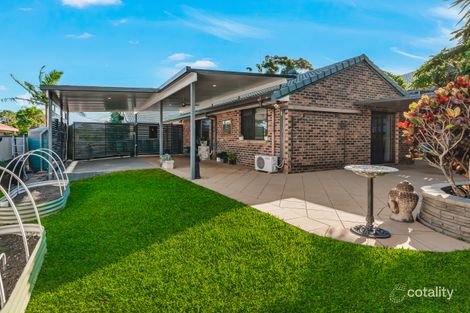 2/215 Government Rd, Labrador, QLD 4215