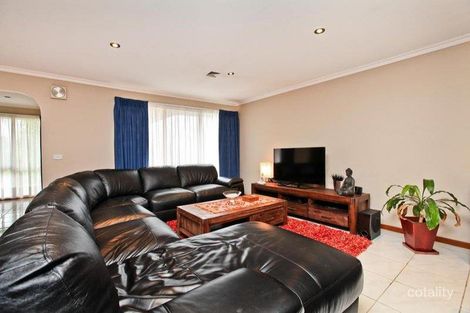 Property photo of 7 Gabrielle Crescent Gladstone Park VIC 3043