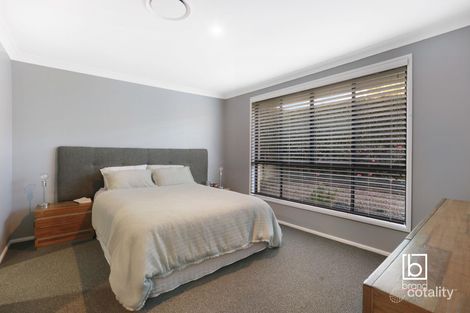 Property photo of 10 Wallum Crescent Woongarrah NSW 2259