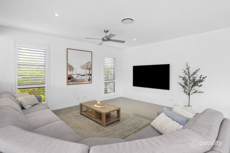 Property photo of 4 Amber Place Palmview QLD 4553