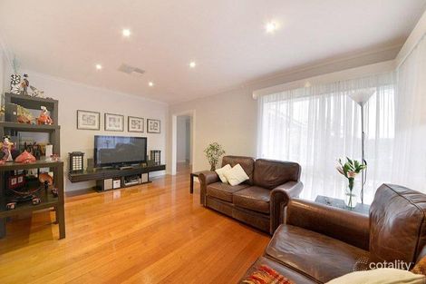 Property photo of 15 St Johns Wood Road Mount Waverley VIC 3149