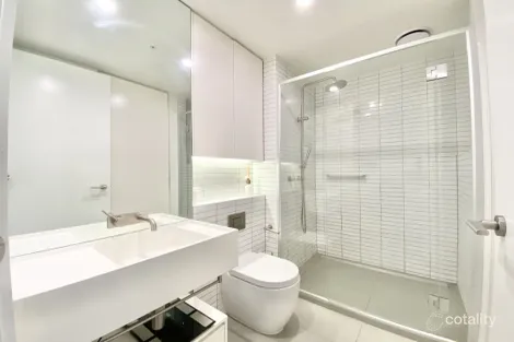 Property photo of 601/151 Berkeley Street Melbourne VIC 3000